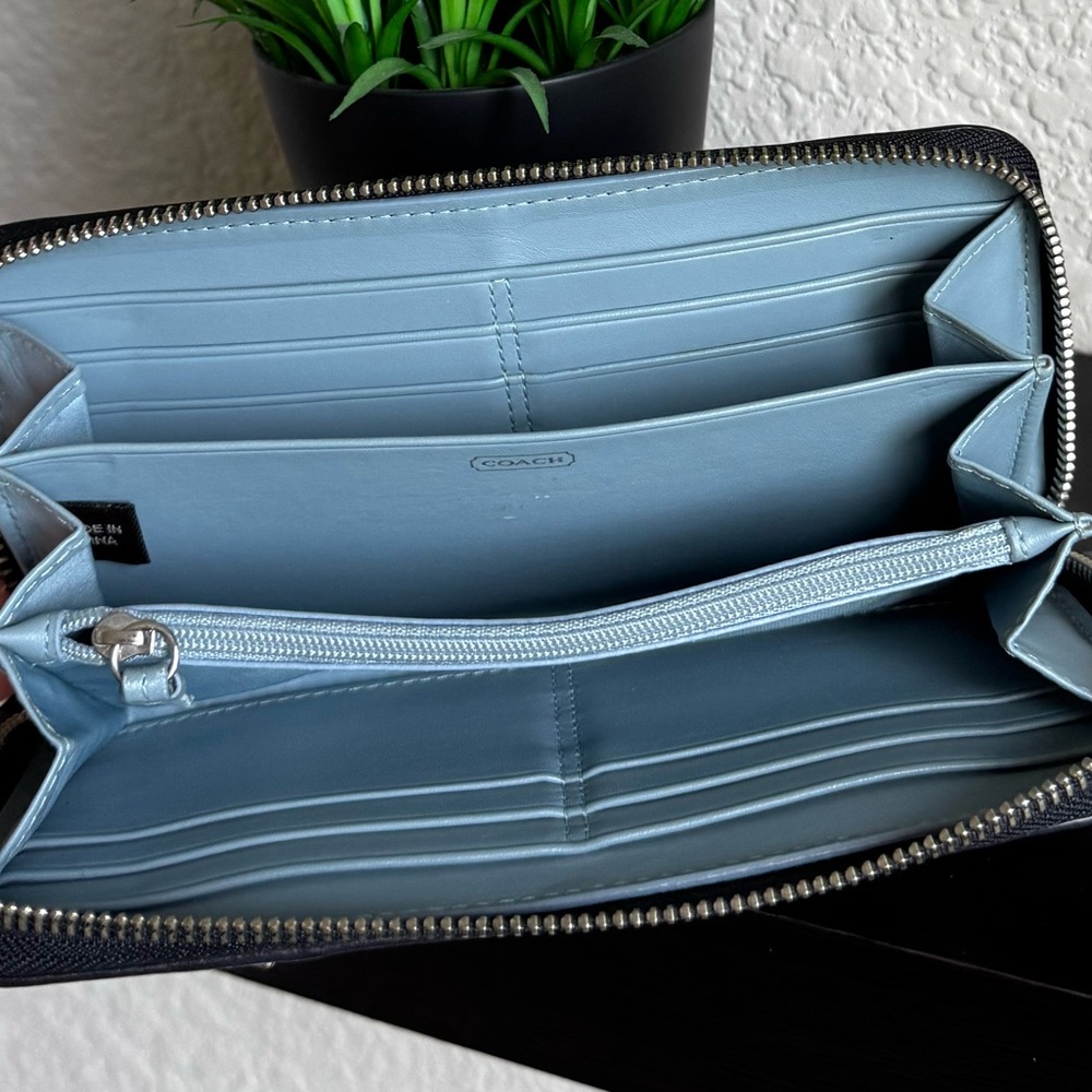 Coach Zoe Signature Double Buckle Zip Around Wallet - Picture 5 of 6